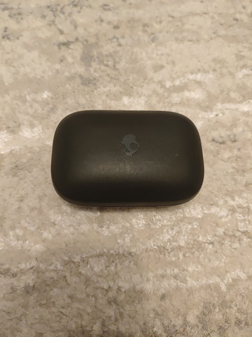 Vând căști skullcandy push active