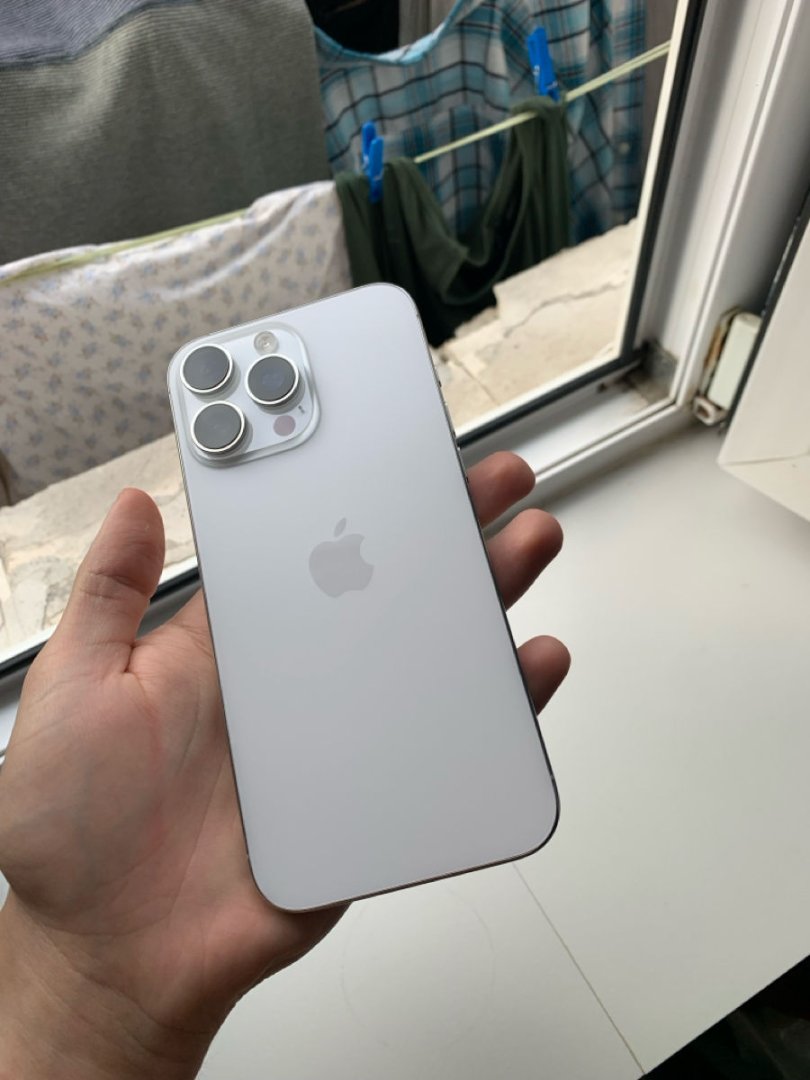CAUT IPHONE 17