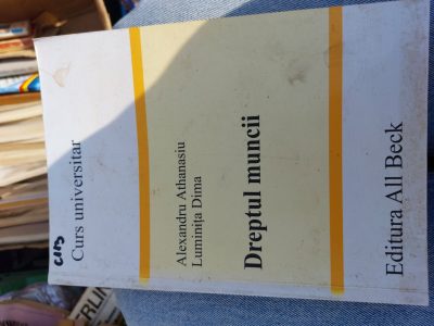 Vand carte Dreptul muncii