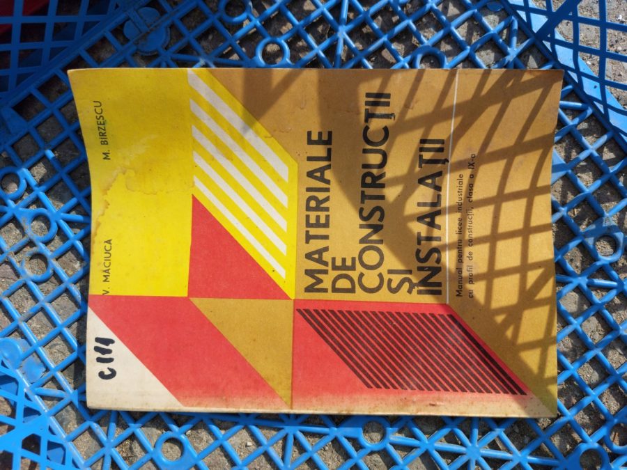 Vand carte Materiale de constructii si instalatii