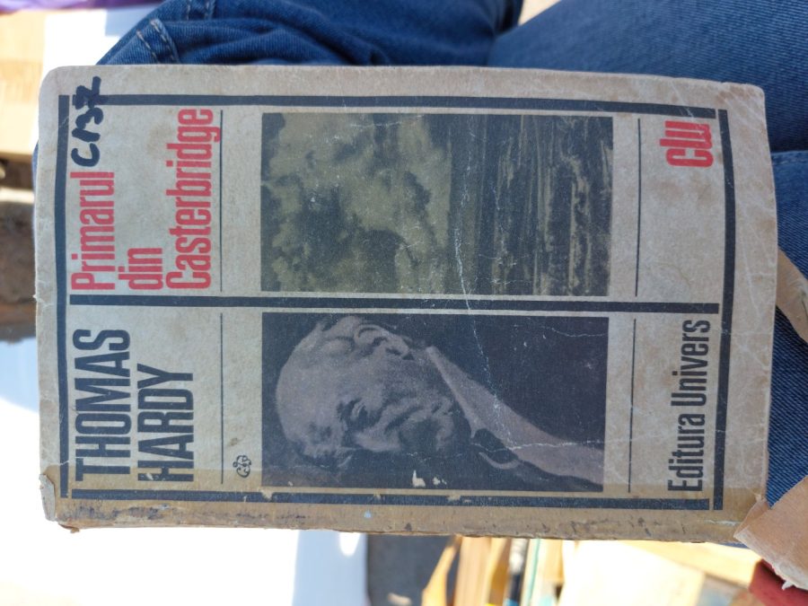 Vand cartea Primarul din Casterbridge