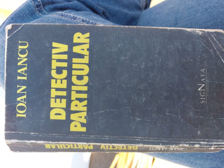 Vand cartea Detectiv Particular