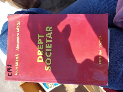 Vand cartea Drept societar