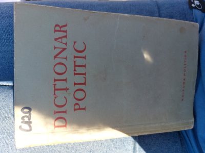 Vand Dictionar Politic